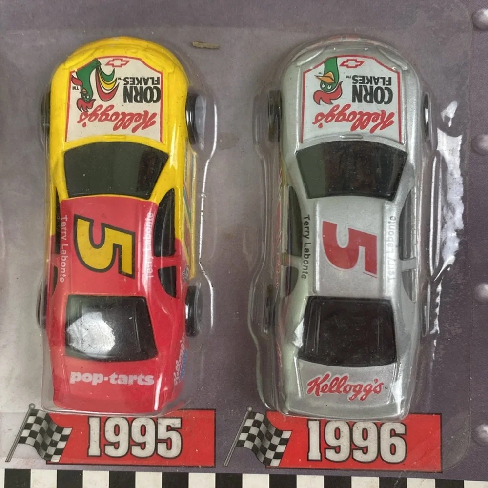 Vintage collectors, Kellogg’s cornflake commemorative six mini car collection